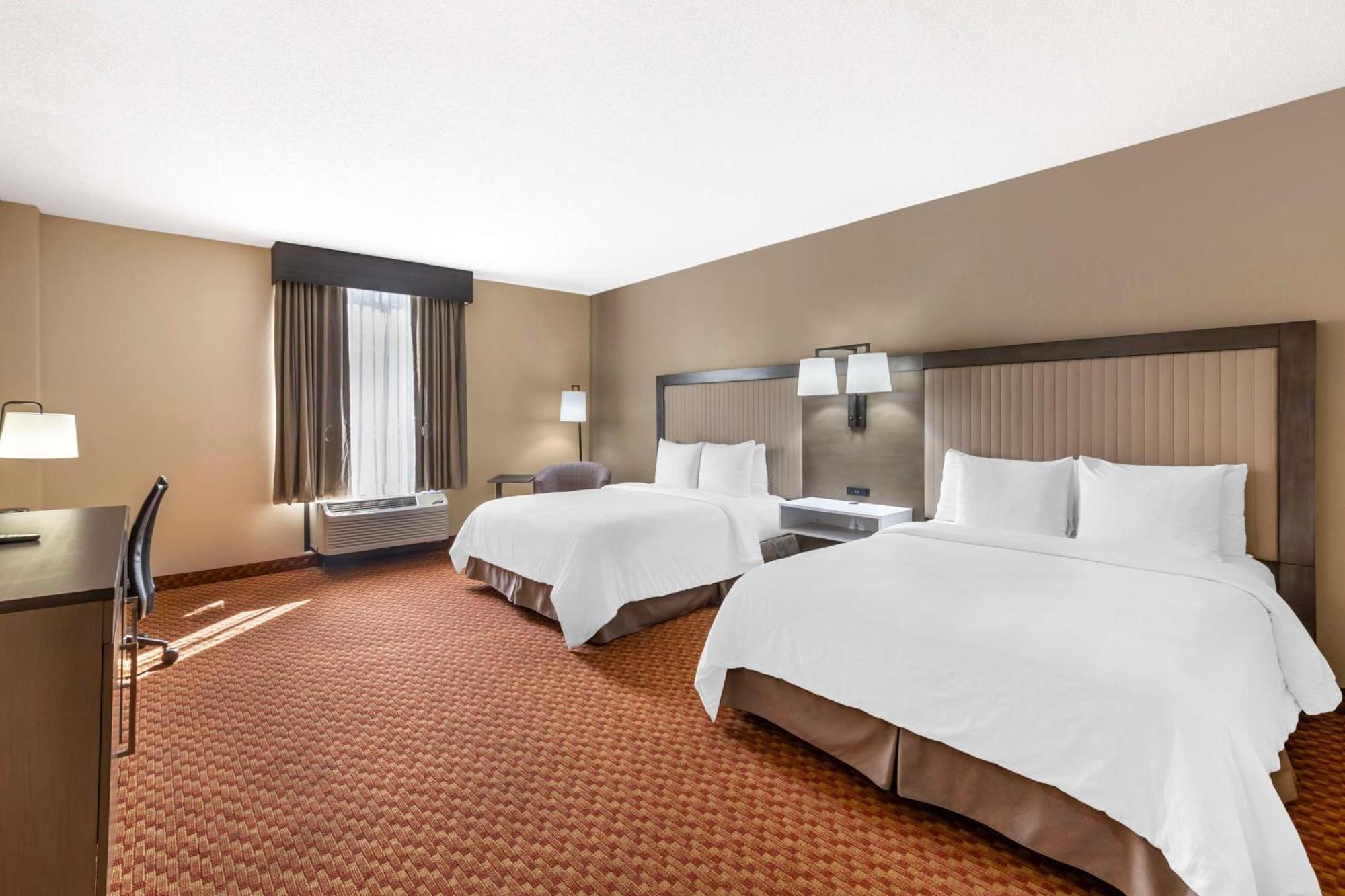 Best Western Plus Kendall Hotel & Suites The Crossings Extérieur photo